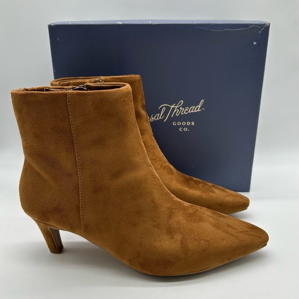 Universal Thread AE986 Taylor Suede Pointed-Toe Ankle Boots Size 10 Vegan NIB - Picture 11 of 11